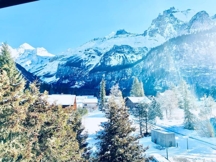 Bellevue & Classy Mountain View Apartment Kandersteg Exteriör bild