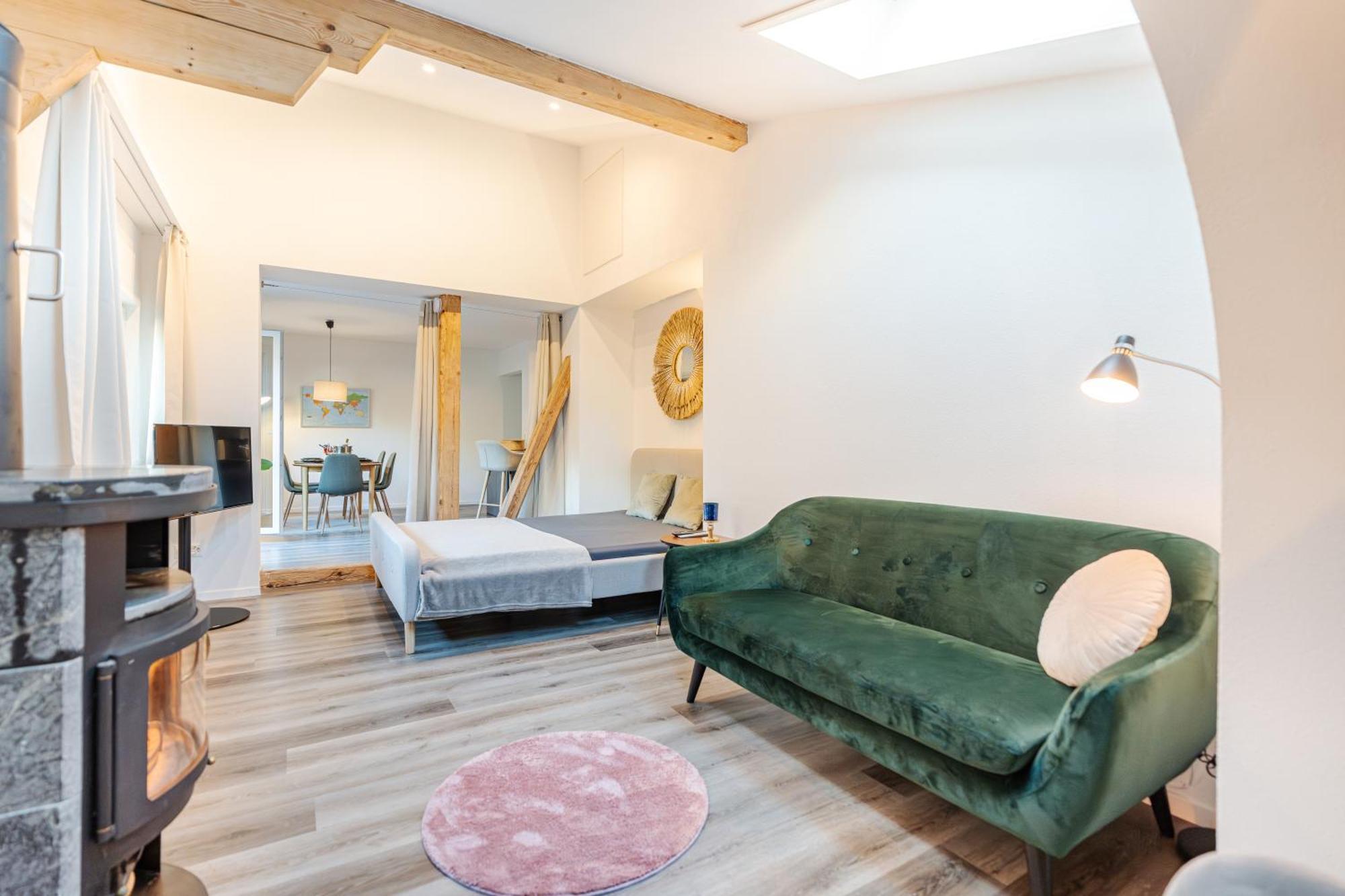 Bellevue & Classy Mountain View Apartment Kandersteg Exteriör bild