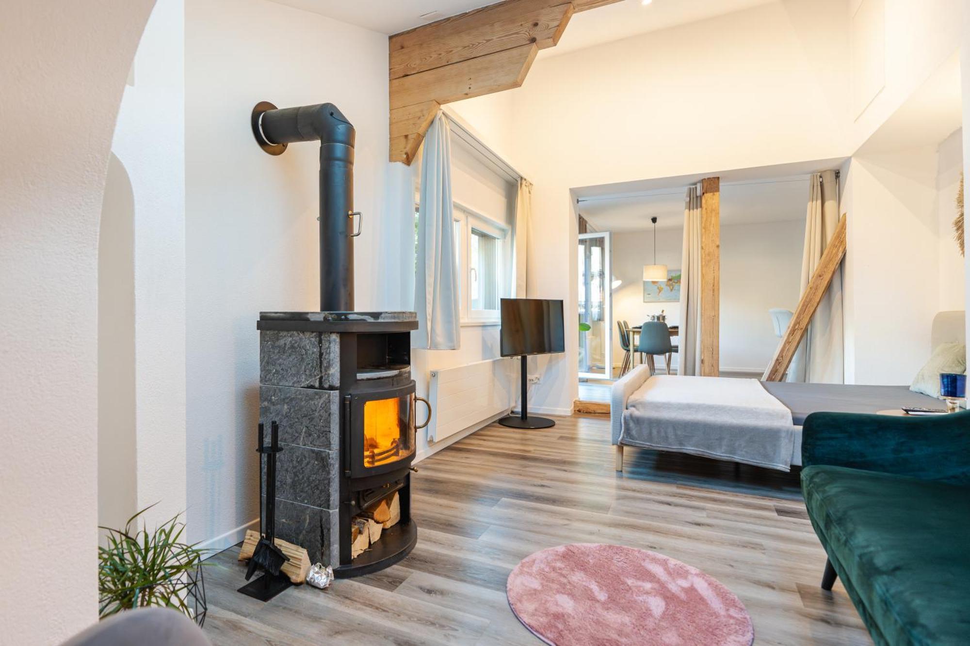 Bellevue & Classy Mountain View Apartment Kandersteg Exteriör bild